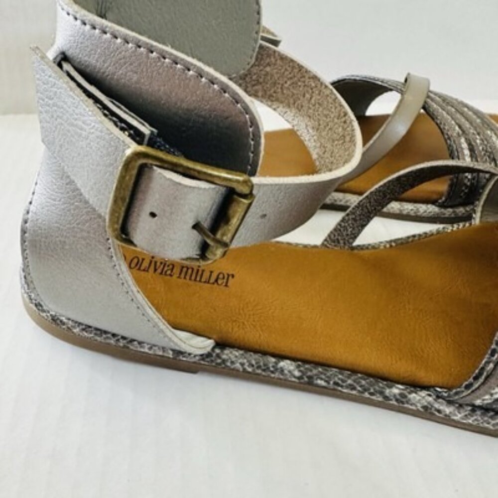 Olivia Miller Women Sandals Kailey Pewter Snakeskin Style Buckle Flats Size 11 - Picture 12 of 16